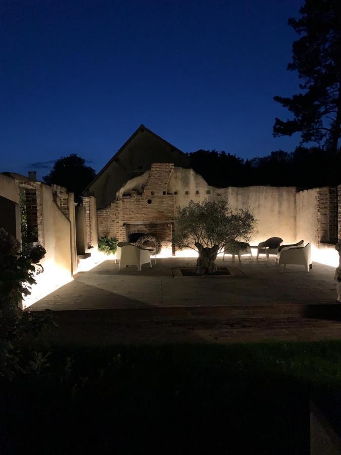 Hotel Les Callots - Maison D'Hotes Champignelles Exteriér fotografie